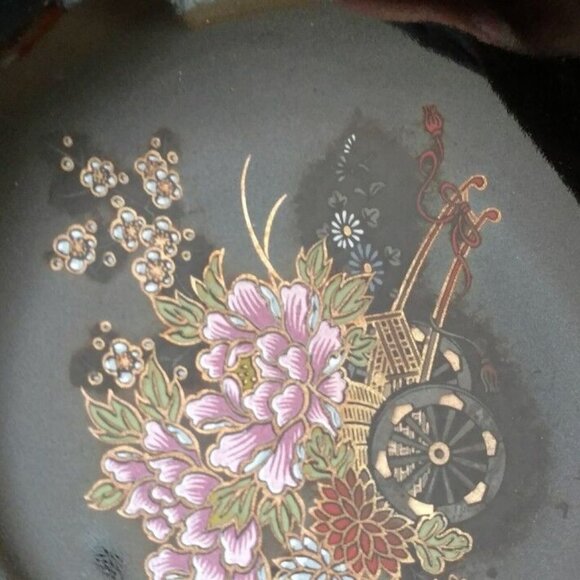 CHINESE Decorative PORCELAIN BOWL w/Black Glaze And Gold Motifs Signed - Picture 7 of 11